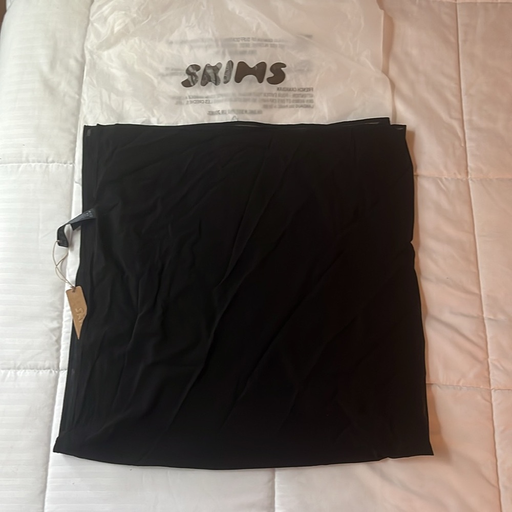 Skims Handkerchief Top